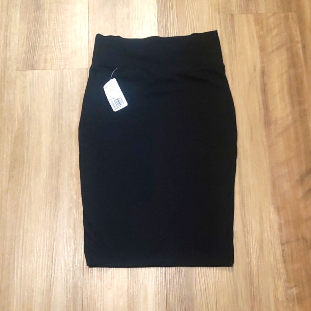 NWT Forever21 Small Black Knit Pencil Skirt